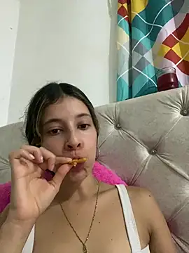 evaFiore online show from 03-12-25, 12:53
