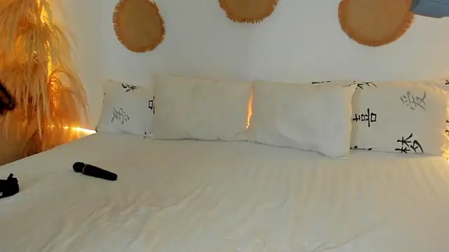 TifannyRossiii online show from 02-03-26, 03:26