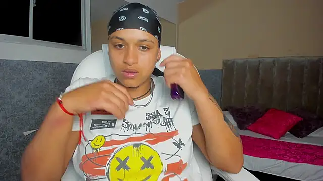 Dominick jones online show from 09-09-25, 04:44