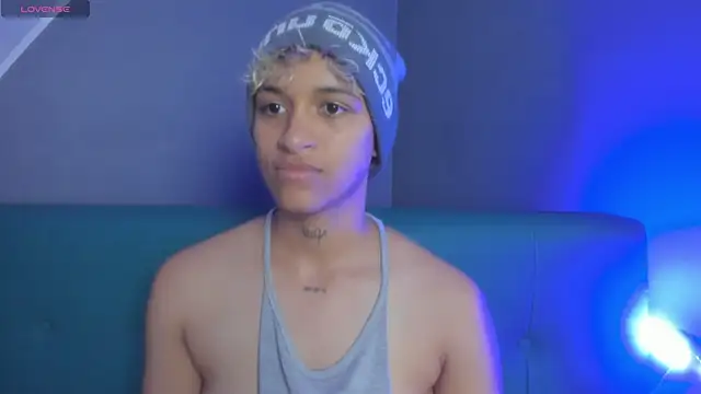 Dominick jones online show from 03-09-25, 01:25