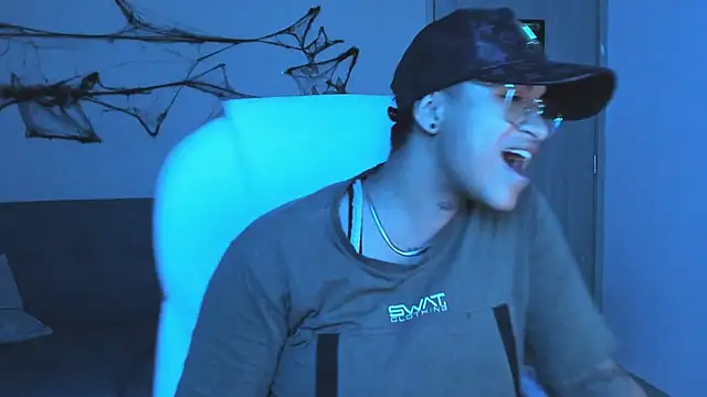 Dominick jones online show from 10-07-25, 06:36