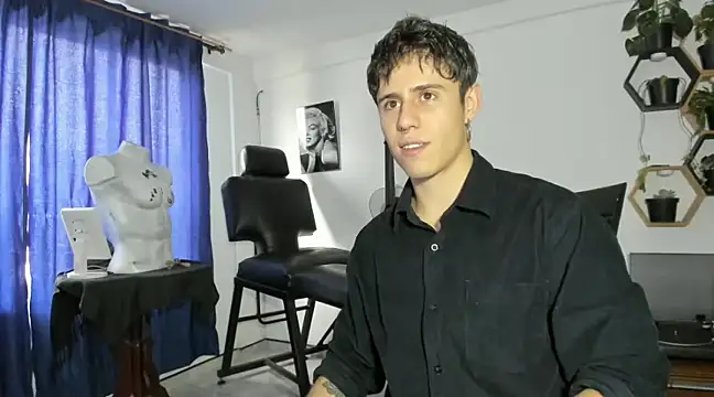 Antonello Vannucci online show from 03-05-25, 10:21