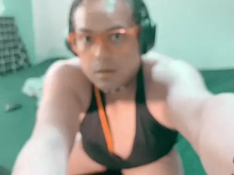 NikkelSofia online show from 06-11-26, 07:55