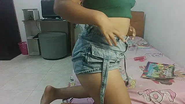 Amber Bluu online show from 01-07-25, 03:54