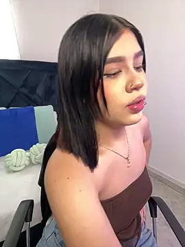 Lily Woodz online show from 02-03-26, 07:08