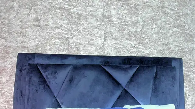 Lily Woodz online show from 09-15-25, 07:14