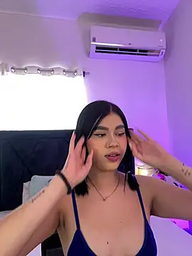Lily Woodz online show from 06-16-26, 07:14