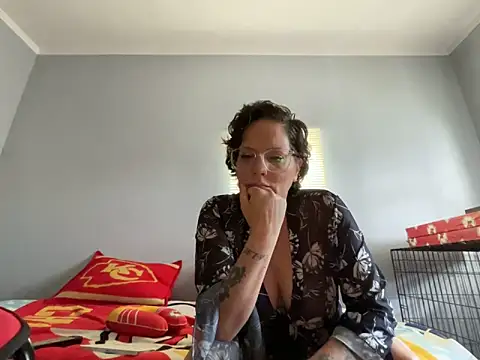 skarfos1babe69 online show from 04-11-26, 10:57