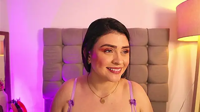 Snapshot of AnikaRomanoff chatting on 02-21-25, 03:10 AnikaRomanoff online show from 02-21-25, 03:10