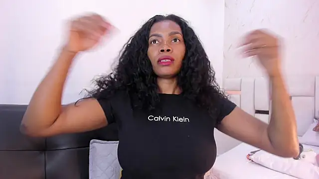 celeste smmith  online show from 03-07-26, 04:41