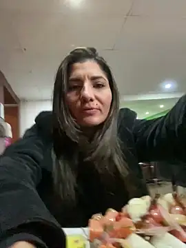 AlejandritaMilano online show from 05-21-26, 09:01