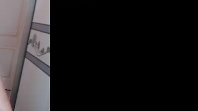 xiao-xiao-D online show from 11-20-25, 05:41