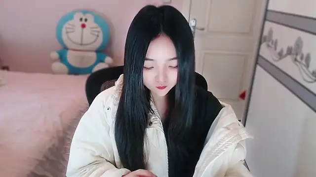 xiao-xiao-D online show from 12-01-25, 06:58