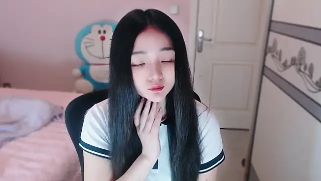 xiao-xiao-D online show from 12-20-25, 04:15