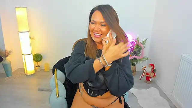 Aileen Stone online show from 11-30-25, 05:14