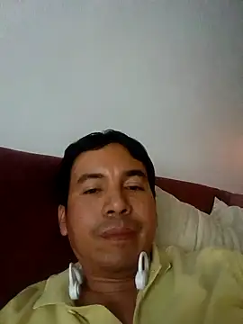 bisexual0007 online show from 01-10-25, 04:44