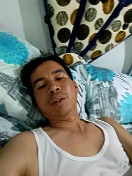 bisexual0007 online show from 12-15-25, 03:01