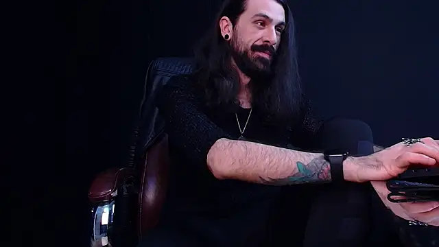 AxelColton online show from 11-14-25, 11:36