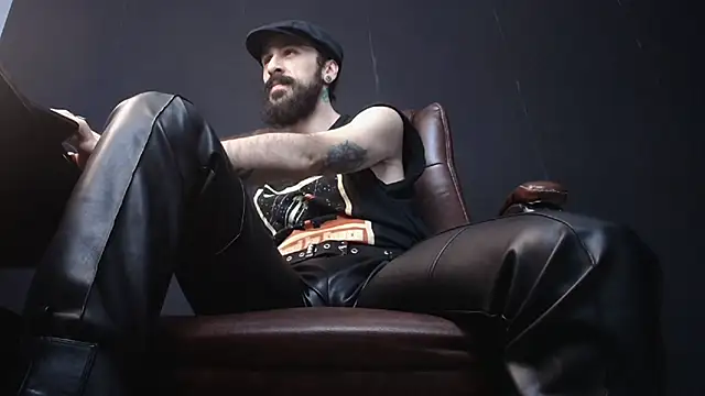 AxelColton online show from 03-03-25, 05:26