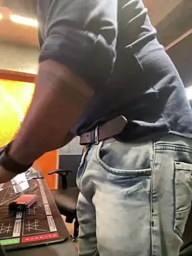 Nil Talreja online show from 12-20-24, 06:19