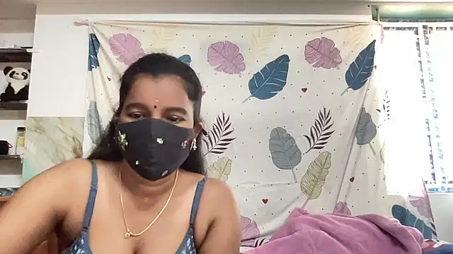 Snapshot of Tamil_Sanjana_ chatting on 07-15-26, 05:58 Tamil Sanjana online show from 07-15-26, 05:58