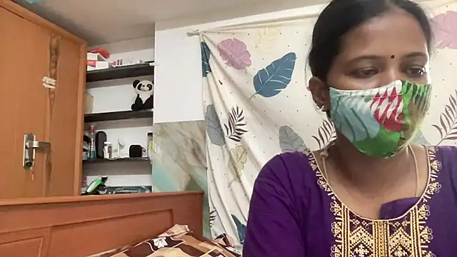 Snapshot of Tamil_Sanjana_ chatting on 07-16-26, 06:43 Tamil Sanjana online show from 07-16-26, 06:43