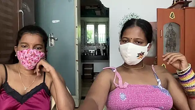 Snapshot of Tamil_Sanjana_ chatting on 06-28-26, 07:25 Tamil Sanjana online show from 06-28-26, 07:25