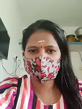 Snapshot of Tamil_Sanjana_ chatting on 02-06-25, 07:13 Tamil Sanjana  online show from 02-06-25, 07:13