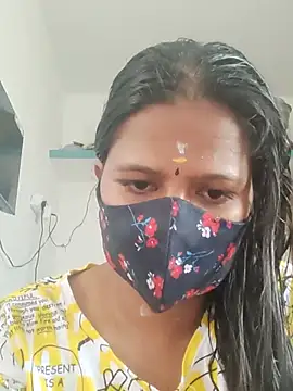 Snapshot of Tamil_Sanjana_ chatting on 02-17-25, 06:42 Tamil Sanjana  online show from 02-17-25, 06:42
