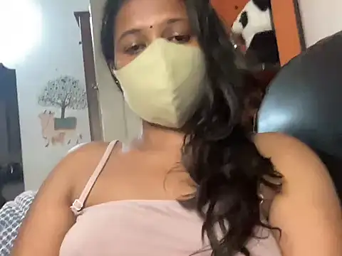 Snapshot of Tamil_Sanjana_ chatting on 10-25-25, 07:14 Tamil Sanjana  online show from 10-25-25, 07:14
