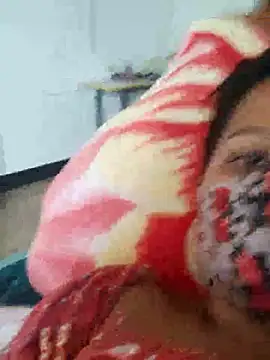 Snapshot of Tamil_Sanjana_ chatting on 03-06-25, 06:19 Tamil Sanjana  online show from 03-06-25, 06:19