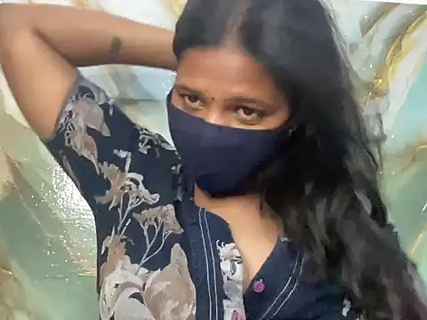 Snapshot of Tamil_Sanjana_ chatting on 09-30-25, 06:03 Tamil Sanjana  online show from 09-30-25, 06:03