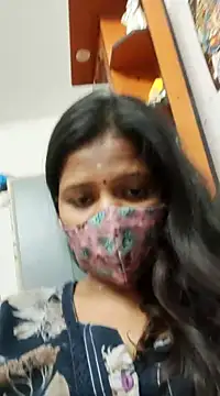 Snapshot of Tamil_Sanjana_ chatting on 03-20-25, 05:58 Tamil Sanjana  online show from 03-20-25, 05:58
