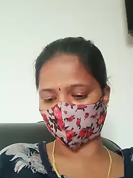Snapshot of Tamil_Sanjana_ chatting on 02-05-25, 11:55 Tamil Sanjana  online show from 02-05-25, 11:55