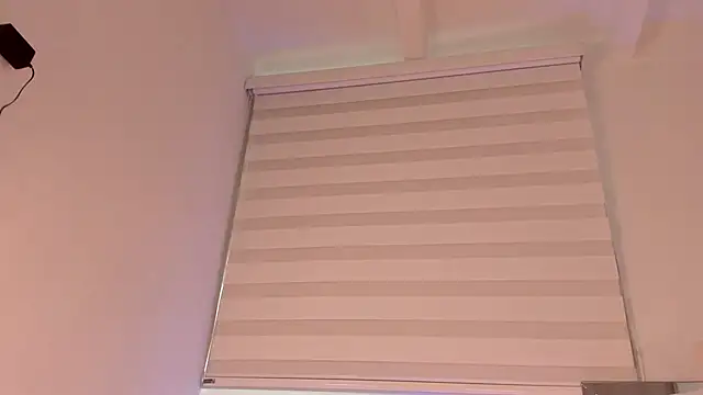 Snapshot of Alissonroses chatting on 02-01-26, 07:34 Alissonroses online show from 02-01-26, 07:34