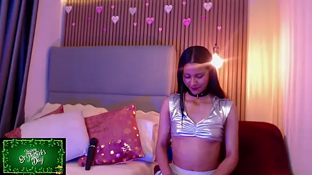 Snapshot of Sienna_Blake_ chatting on 03-15-25, 08:43 Sienna Blake online show from 03-15-25, 08:43