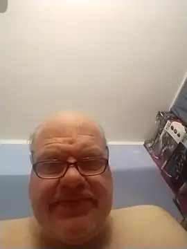 Snapshot of jk6t chatting on 05-16-26, 01:48 jk6t online show from 05-16-26, 01:48