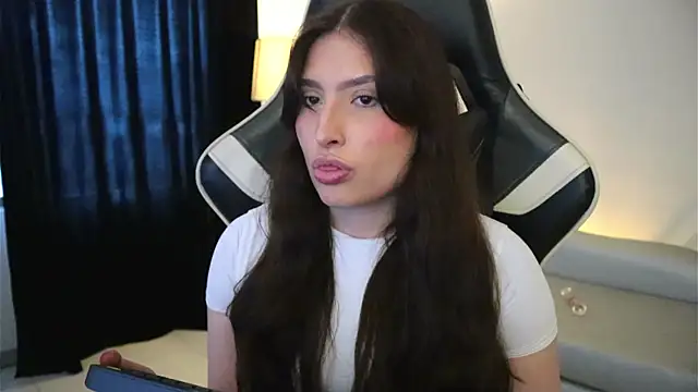 Daisha Riley online show from 04-13-26, 12:53