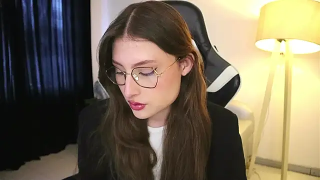 Daisha Riley online show from 11-12-25, 02:43