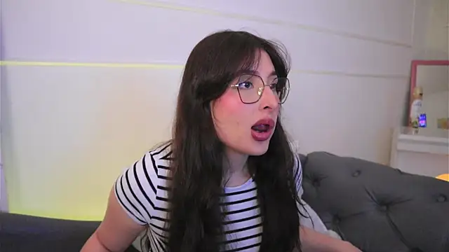 Daisha Riley online show from 02-13-26, 04:12