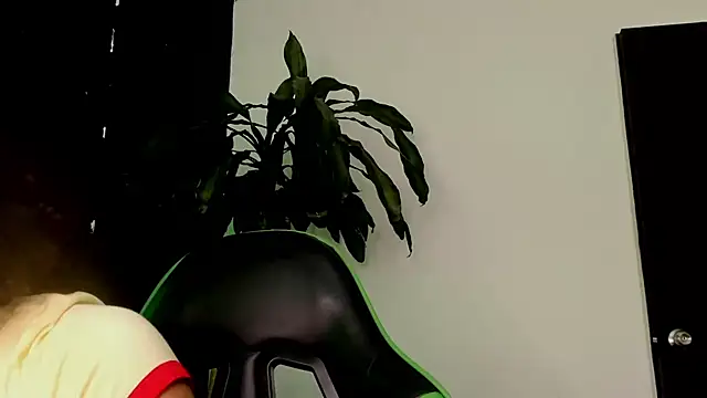 CintiaWalker online show from 04-30-26, 12:56