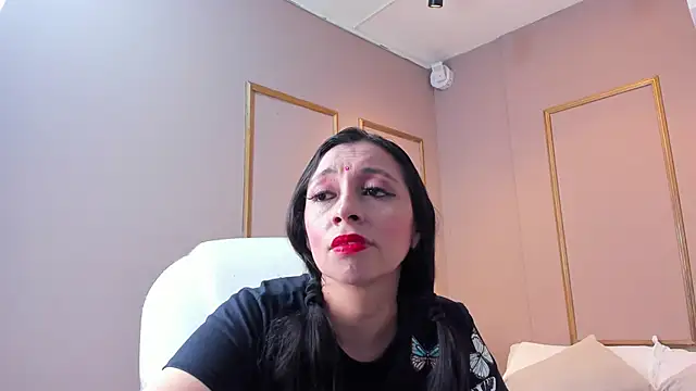 PerlaPreciosa online show from 11-02-25, 04:06