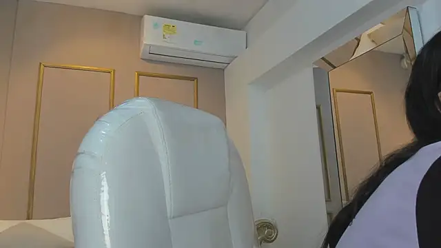 PerlaPreciosa online show from 02-06-26, 04:08