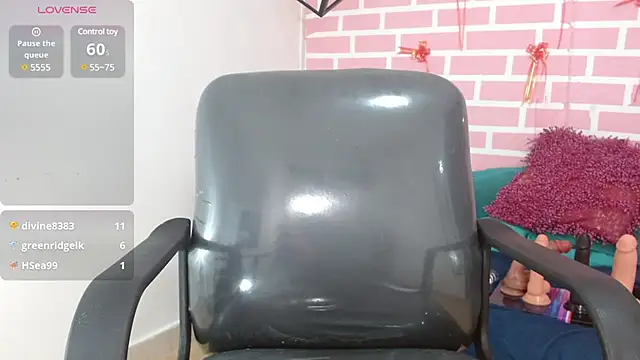 Snapshot of dani-lue chatting on 03-01-25, 03:16 dani-lue online show from 03-01-25, 03:16