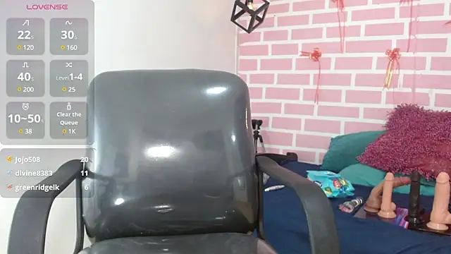 Snapshot of dani-lue chatting on 03-01-25, 06:21 dani-lue online show from 03-01-25, 06:21