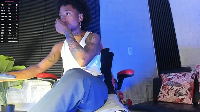 JhonyMiller  online show from 11-11-25, 07:41