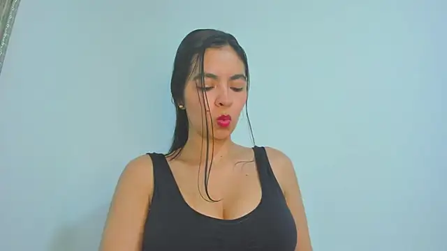 Snapshot of nathyy_garcia chatting on 11-27-25, 04:46 nathyy garcia online show from 11-27-25, 04:46