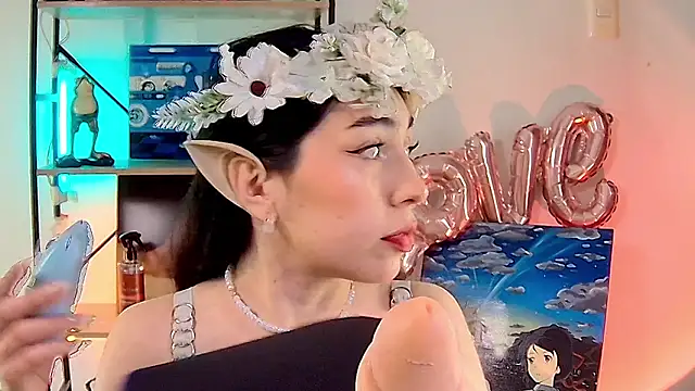 Snapshot of Sweet_Nyx chatting on 02-13-26, 11:27 Sweet Nyx online show from 02-13-26, 11:27