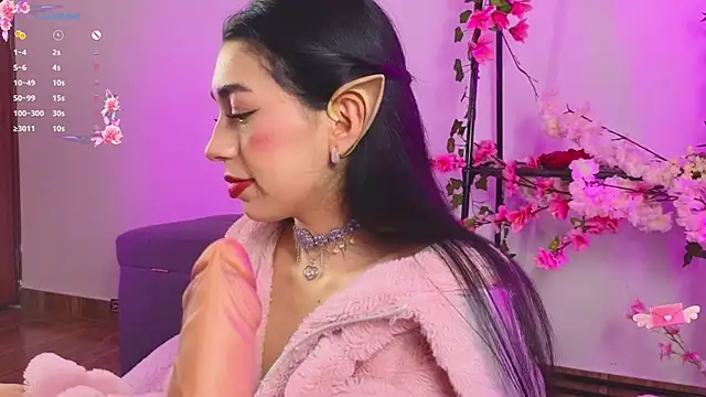 Snapshot of Sweet_Nyx chatting on 10-11-25, 09:49 Sweet Nyx online show from 10-11-25, 09:49