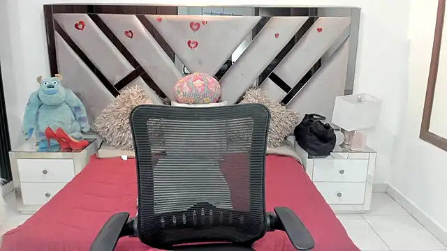 natalia5560 online show from 11-06-25, 01:48